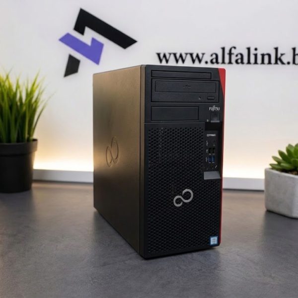 Računar Fujitsu  I3-8100 RAM 8GB SSD 256GB