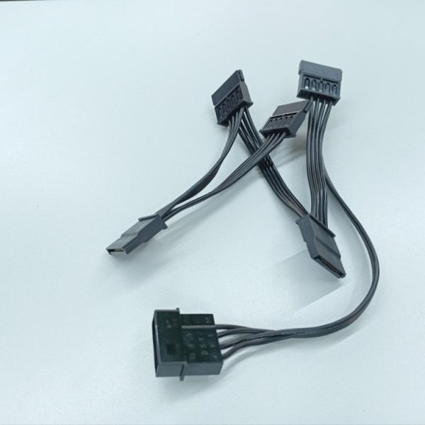 Kabal 4pin famale IDE to5 SATA