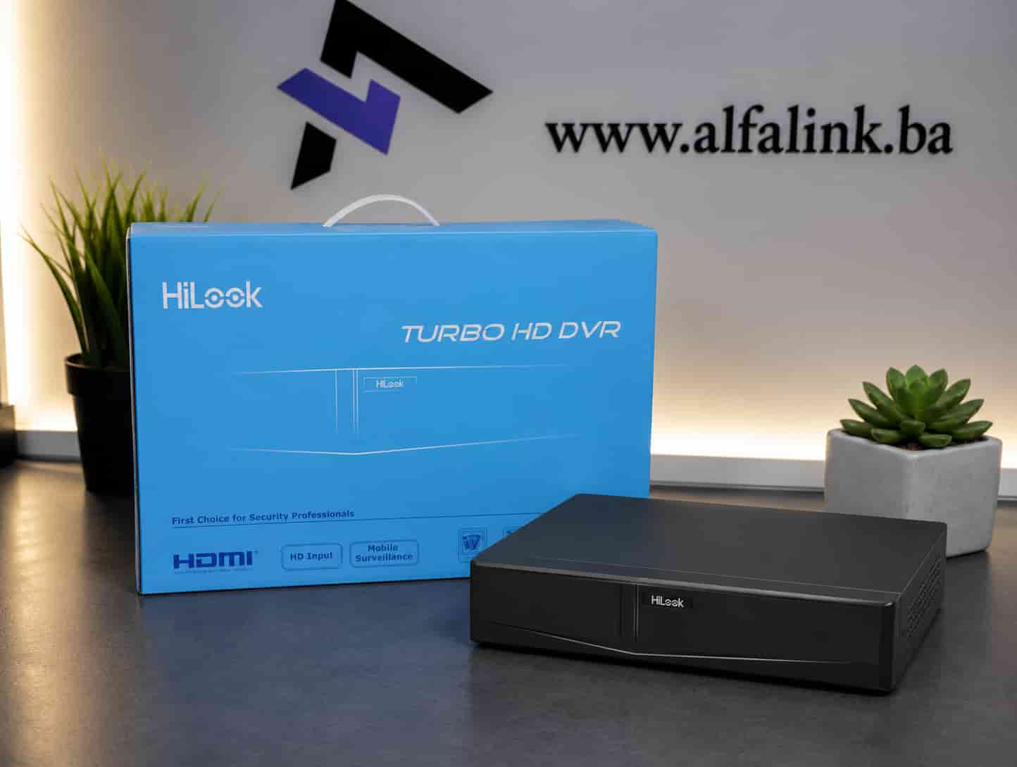 Hikvision Hilook DVR-204G-K1 Analogni